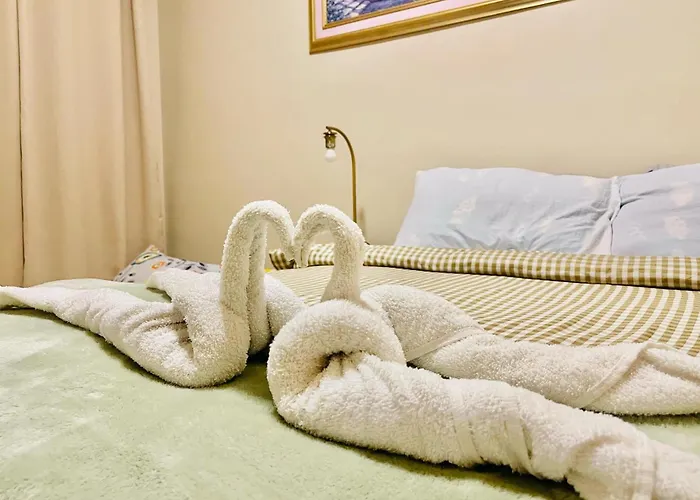 Mactan Newtown Staycation Near Airport With Pool Access Apartment Punta Engano (Mactan)