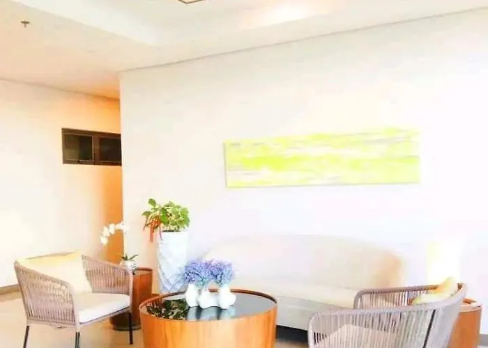Mactan Newtown Staycation Near Airport With Pool Access Apartment