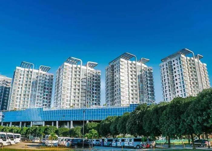 Mactan Newtown Staycation Near Airport With Pool Access Apartment