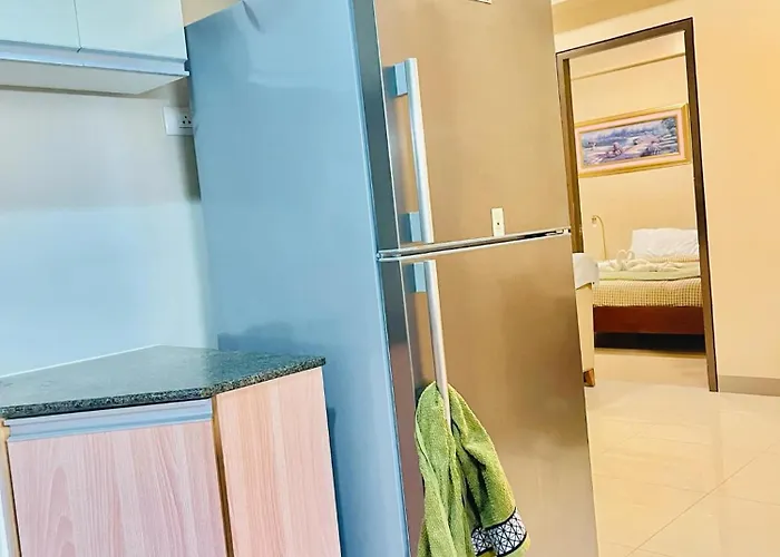Mactan Newtown Staycation Near Airport With Pool Access *