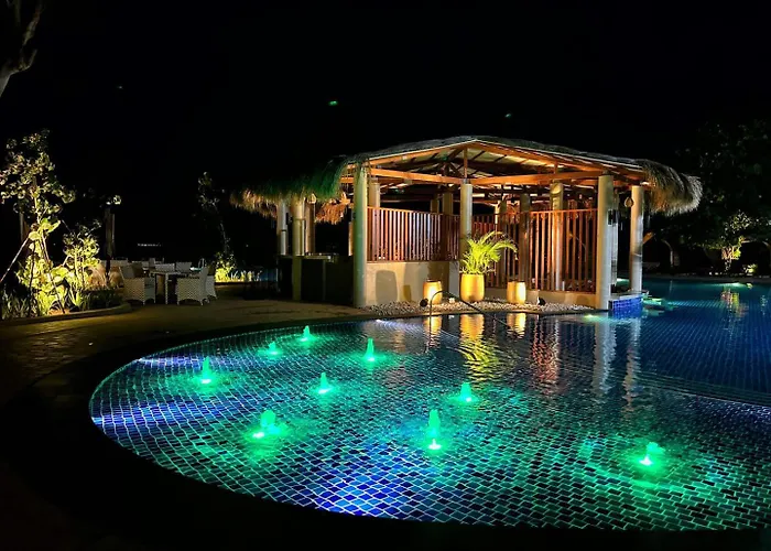 Mactan Newtown Staycation Near Airport With Pool Access *